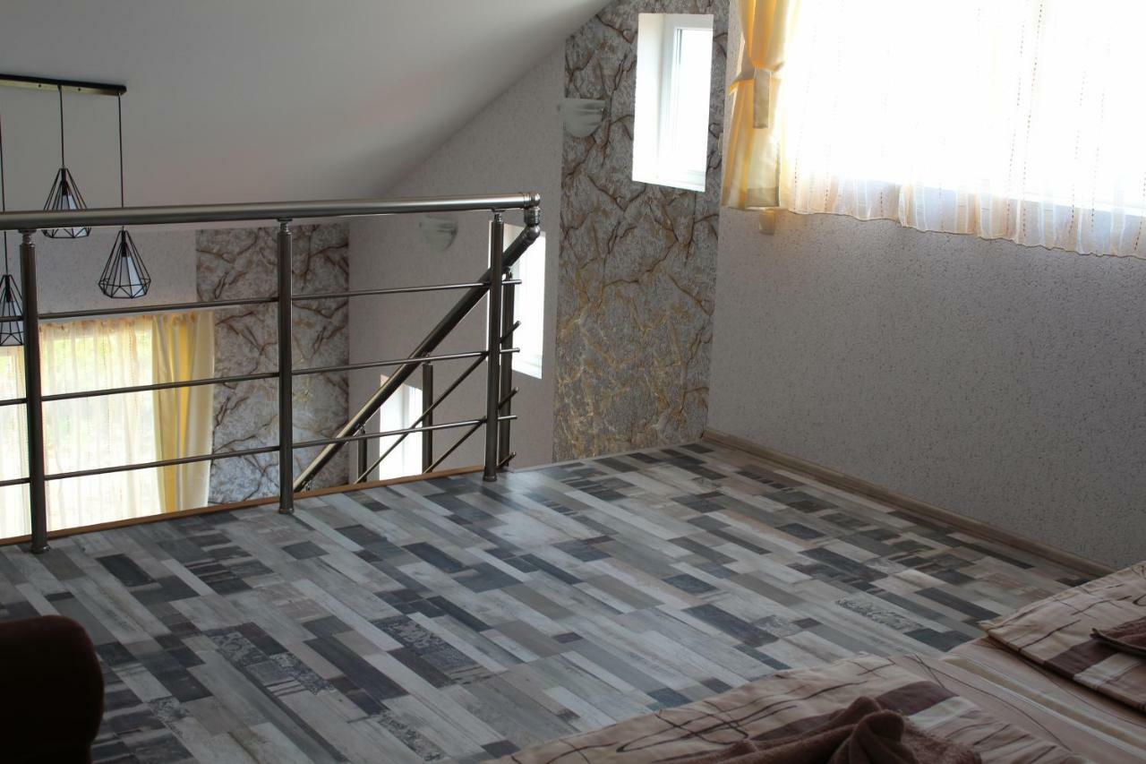 Guest House Valiland Bŭlgarevo エクステリア 写真