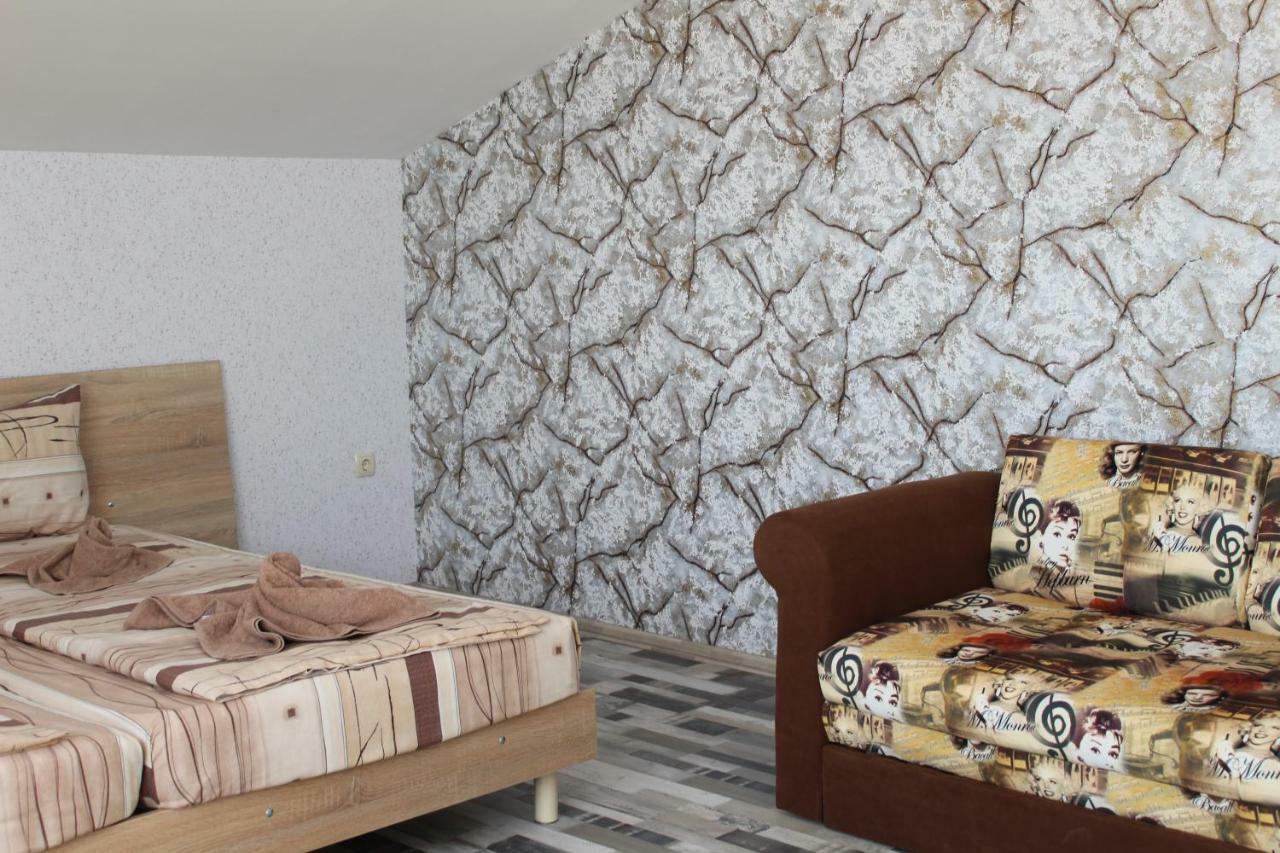 Guest House Valiland Bŭlgarevo エクステリア 写真